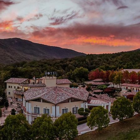 Castelluccio Superiore San Raffaele Hotel Restaurant & Resort מראה חיצוני תמונה