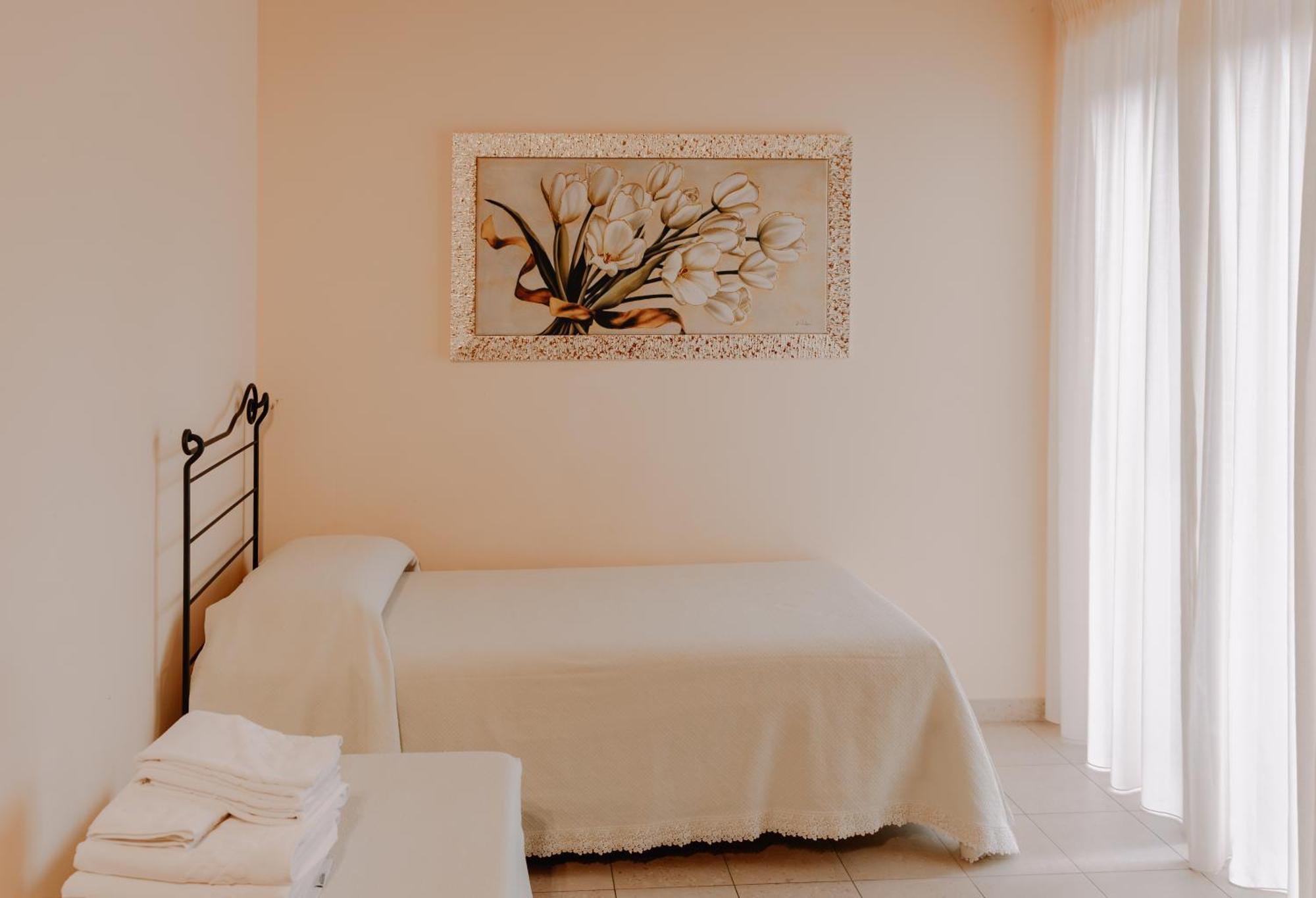 Castelluccio Superiore San Raffaele Hotel Restaurant & Resort מראה חיצוני תמונה